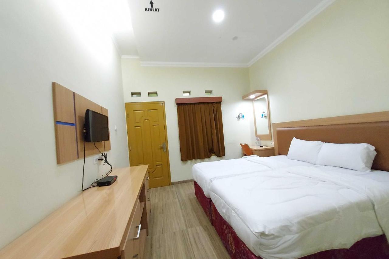 Homestay Fifa Syariah Pati Near Rsud Raa Soewondo Exterior foto